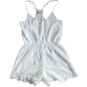 LIV Los Angeles racerback white sleeveless tank cami lace shorts romper Sz M NEW